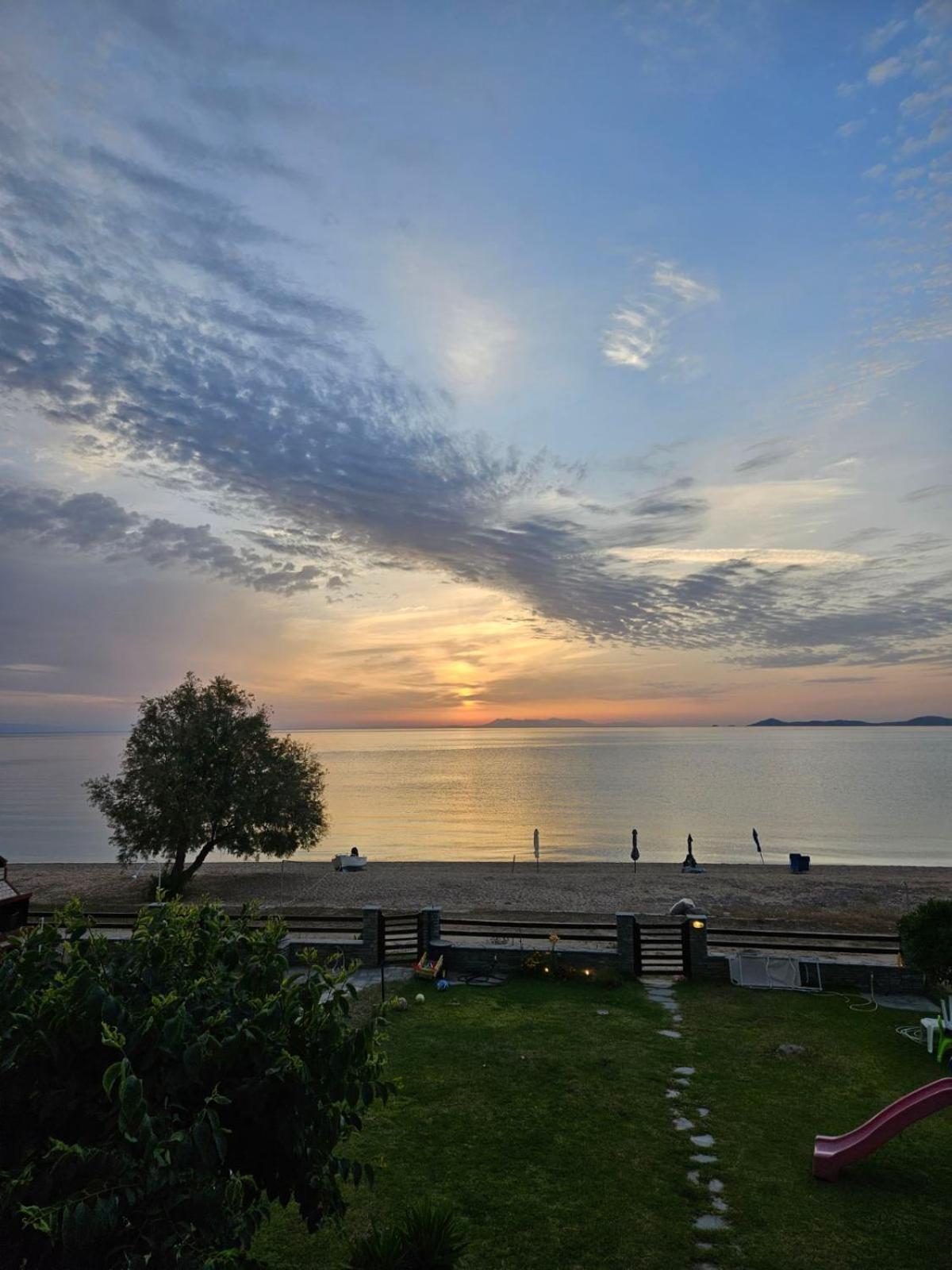 Вілла Xd Al Mare Ієрісос Екстер'єр фото